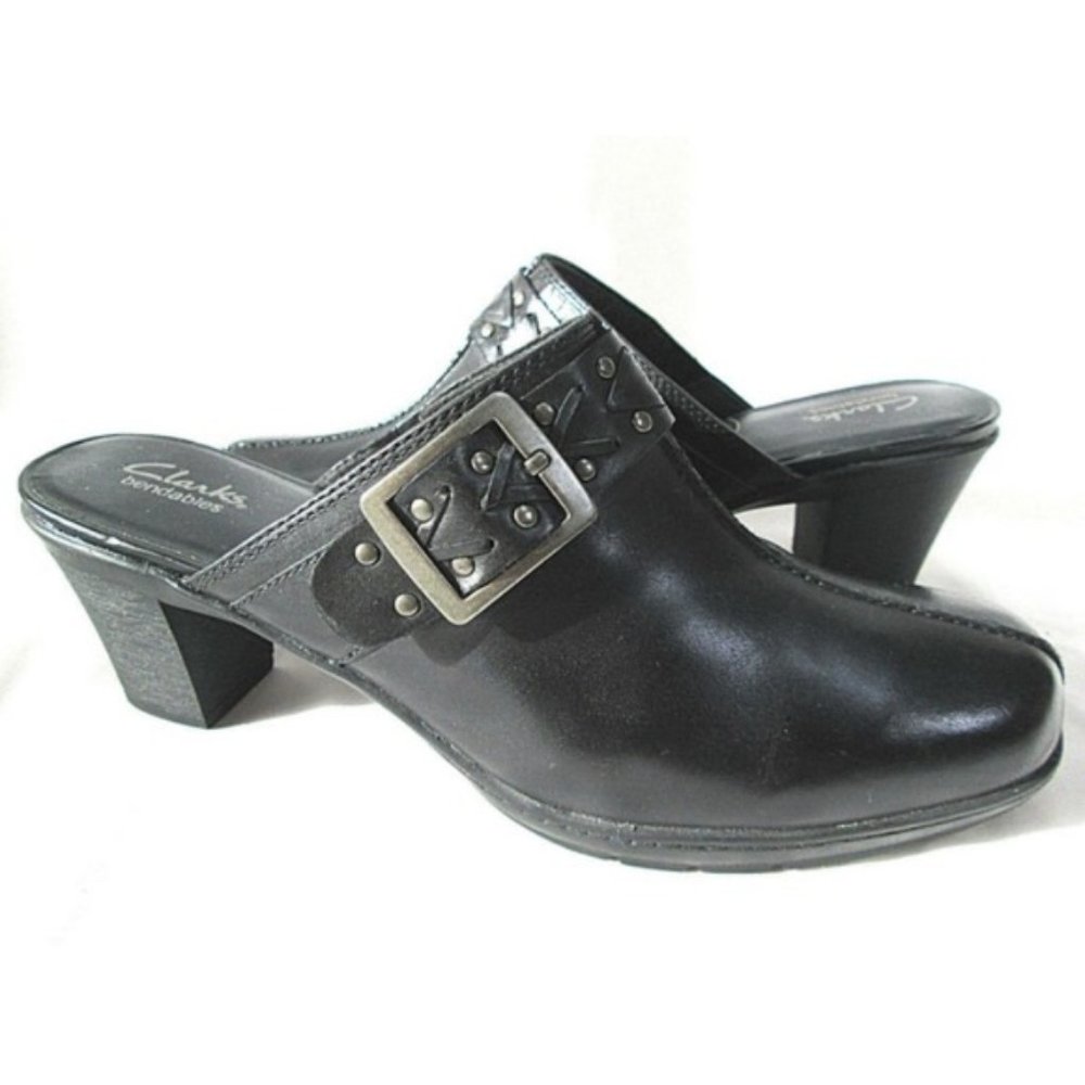 Clarks Bendables Women's  Leather Clogs  Size 8.5